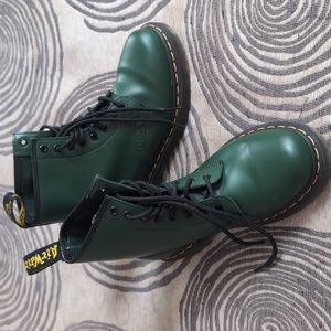 Dr. Marten's 1460 Leather Lace Up Boots Green